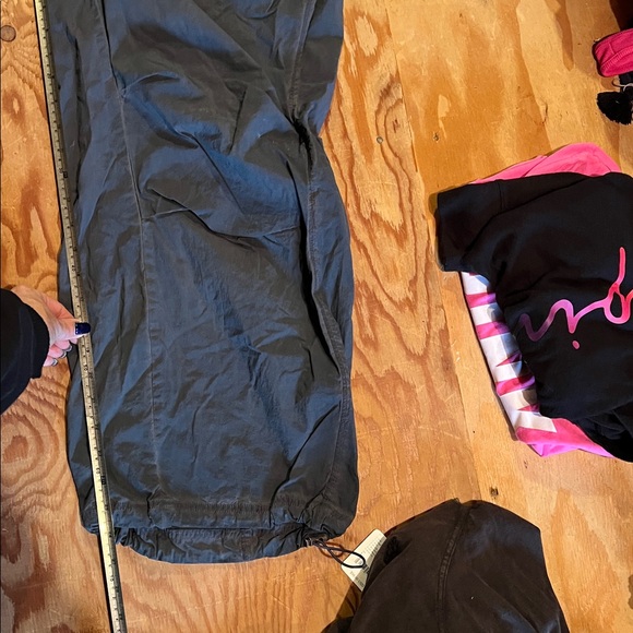 Urban Outfitters pants - Picture 6 of 12